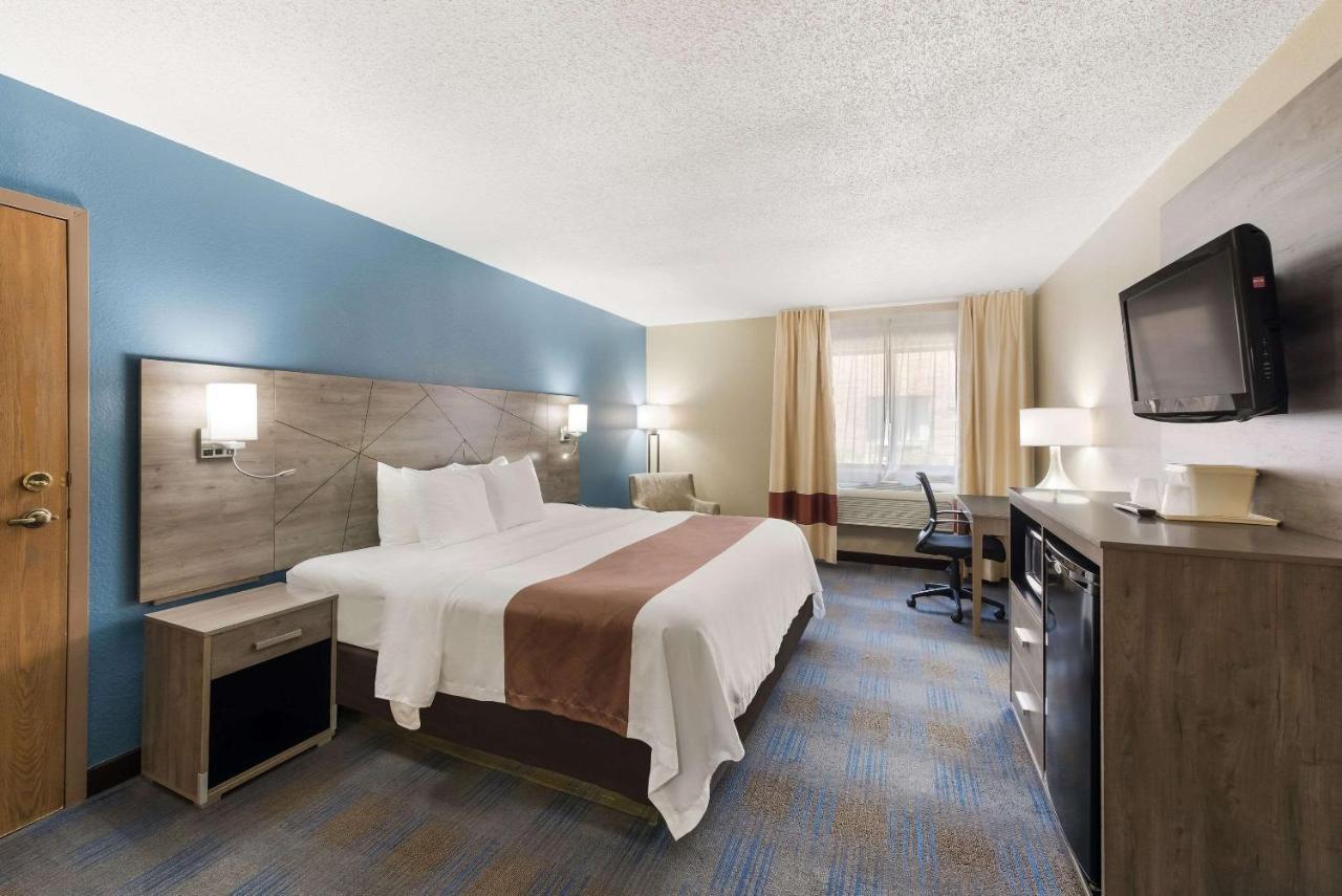 Quality Inn Upper Sandusky Екстериор снимка