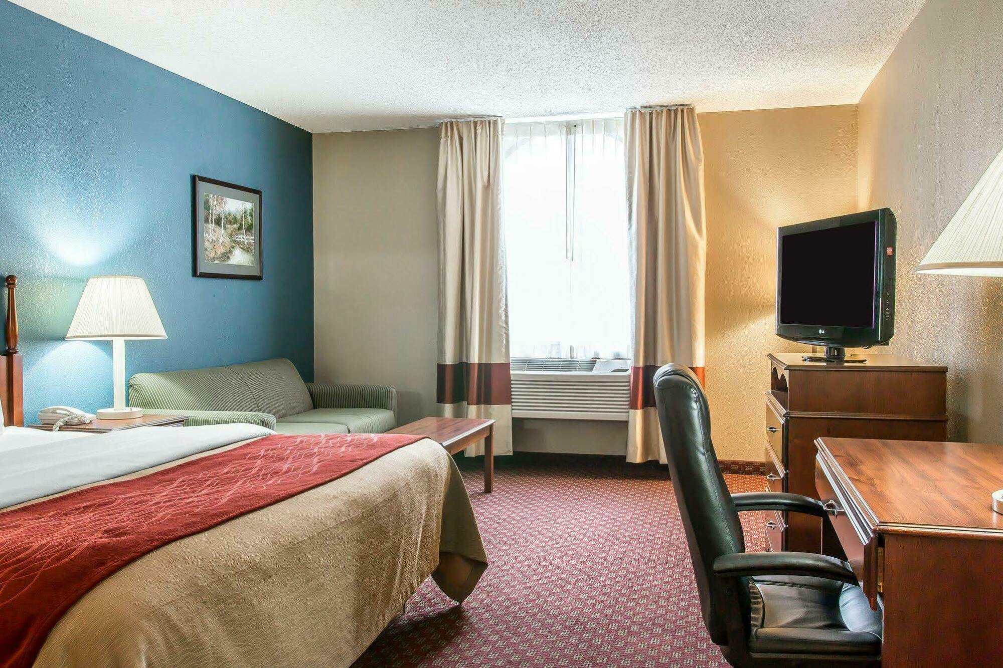 Quality Inn Upper Sandusky Екстериор снимка