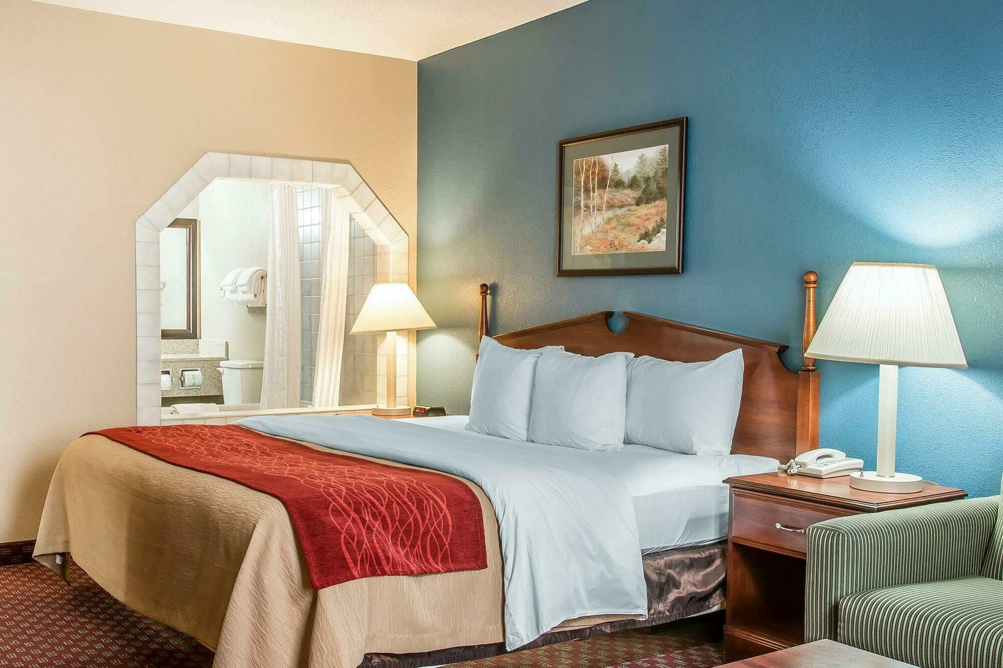 Quality Inn Upper Sandusky Екстериор снимка